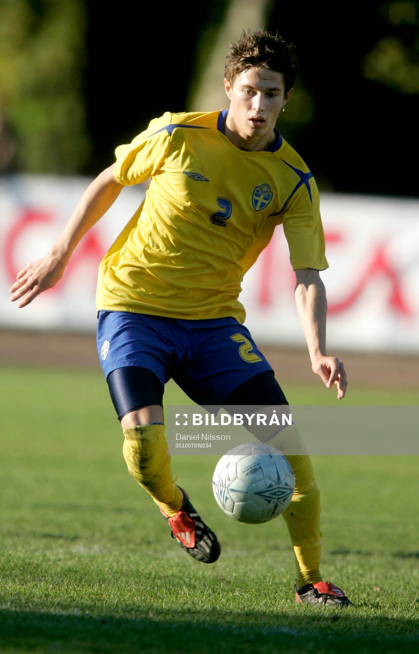 Isak Dahlin, Sverige