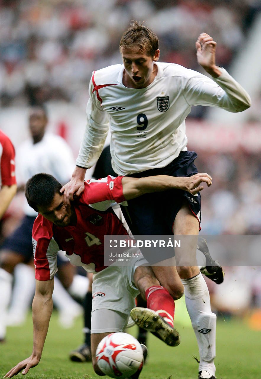 Peter Crouch, England och Paul Scharner, Österrike