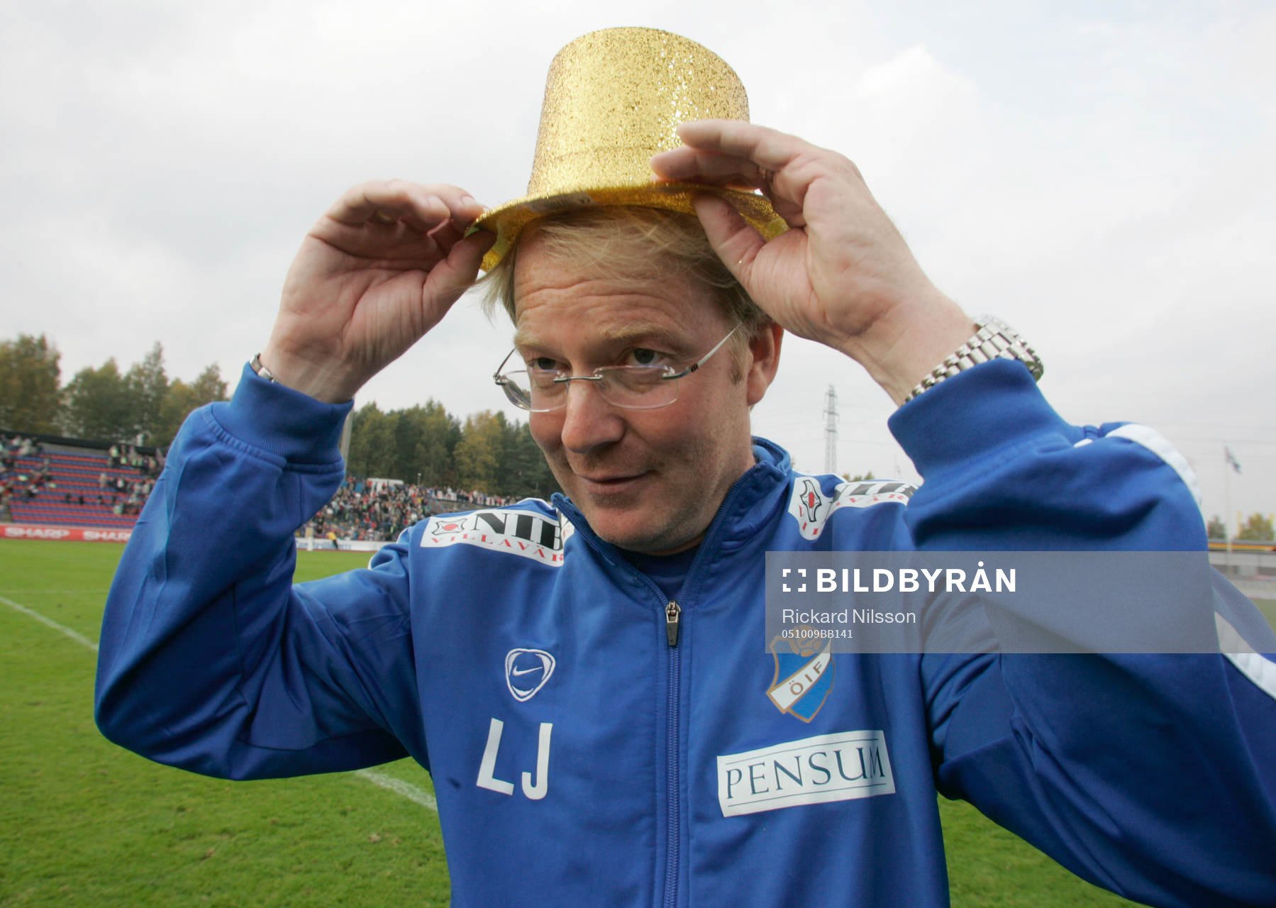 Lasse Jacobsson, tränare, Öster med guldhatt. Klara för