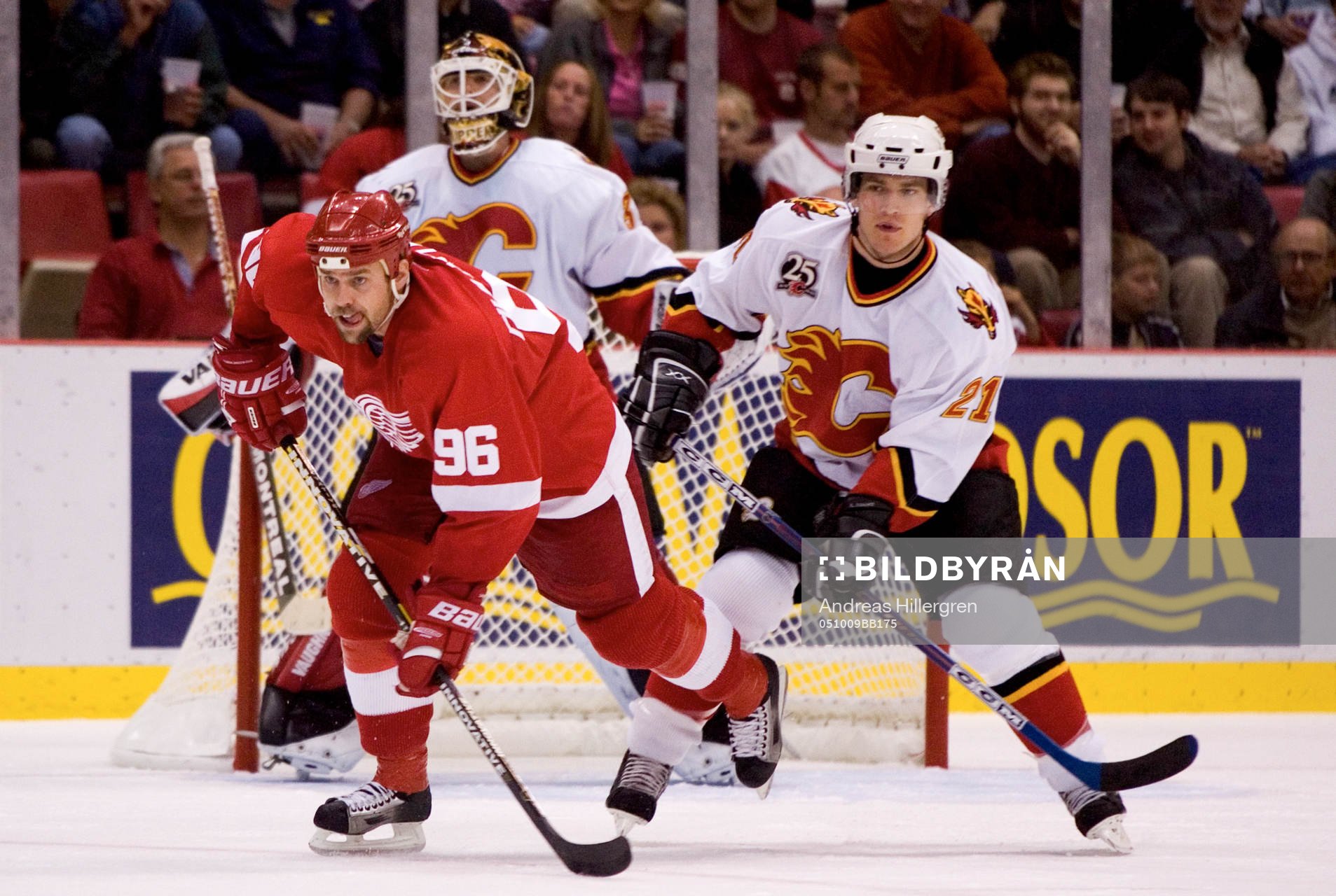Tomas Holmström, Detroit och Jordan Leopold framför
