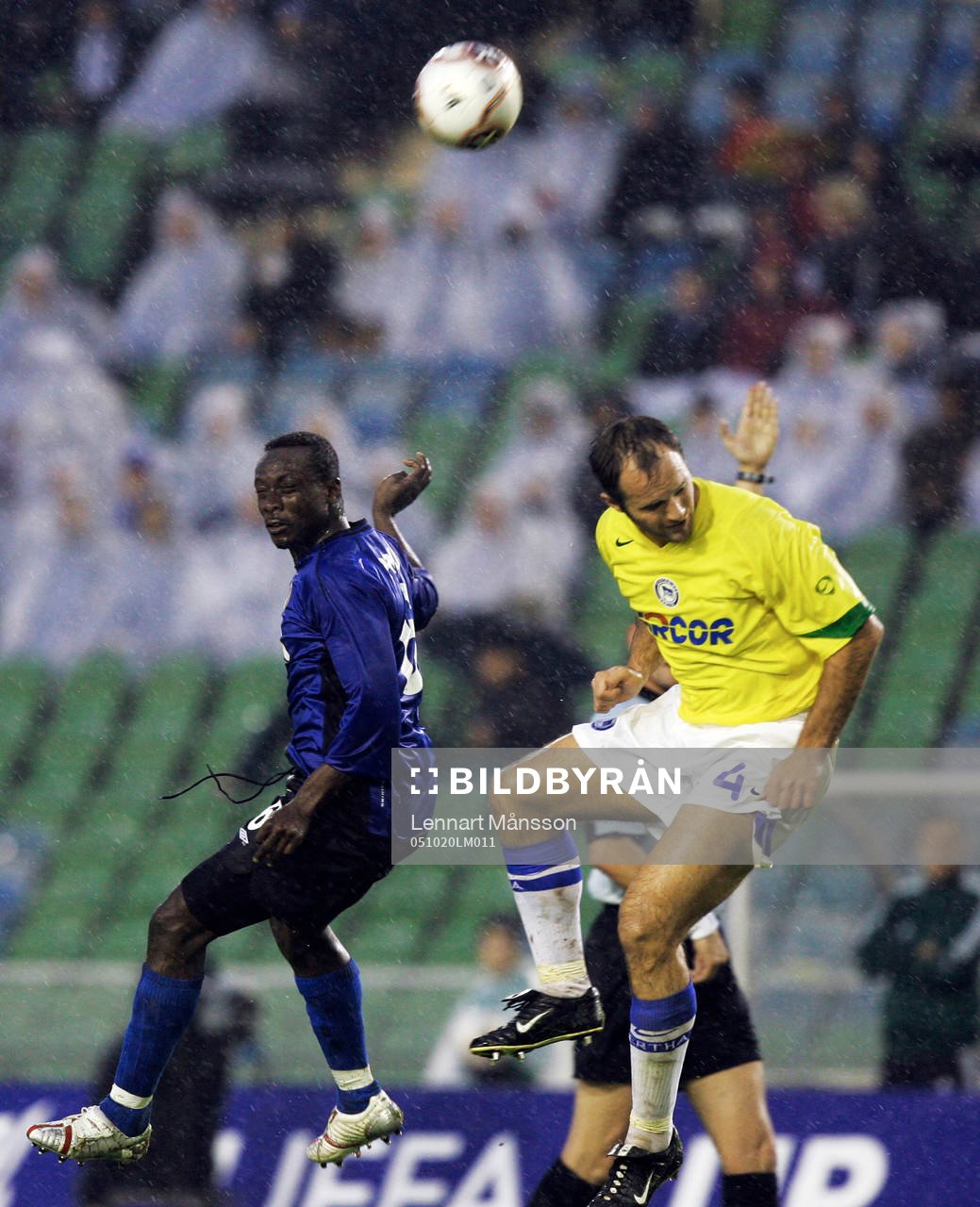 Yaw Preko, Halmstad och Dick van Burek, Berlin