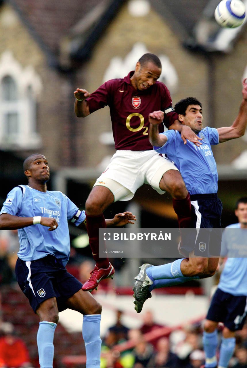 Thierry Henry, Arsenal och Claudio Reyna, Manchester City,