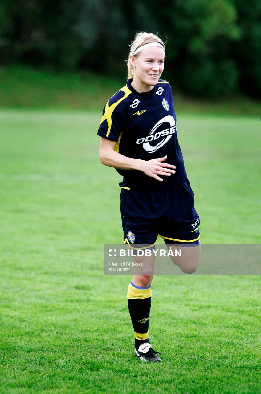 Anna Sjöström, Sverige