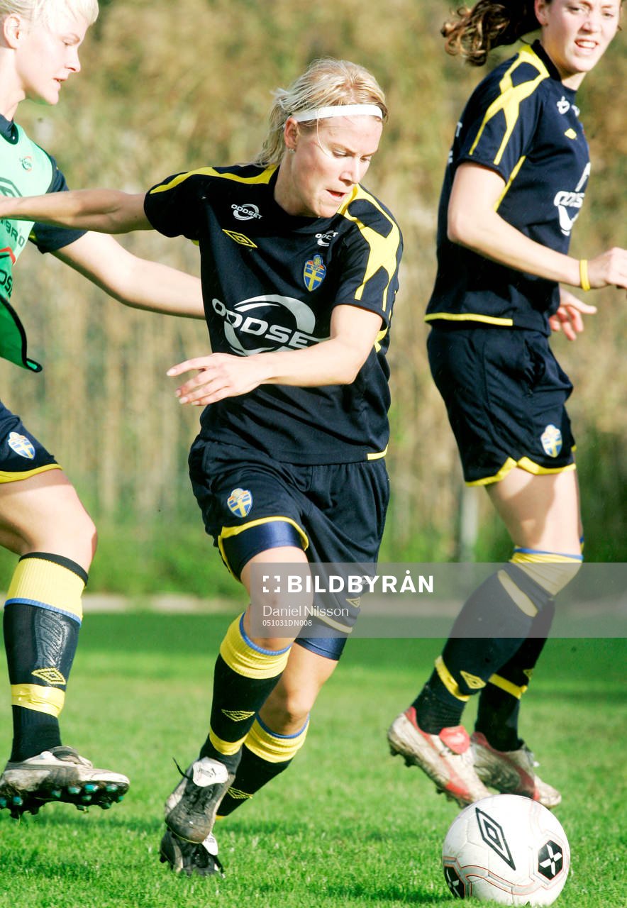 Anna Sjöström, Sverige