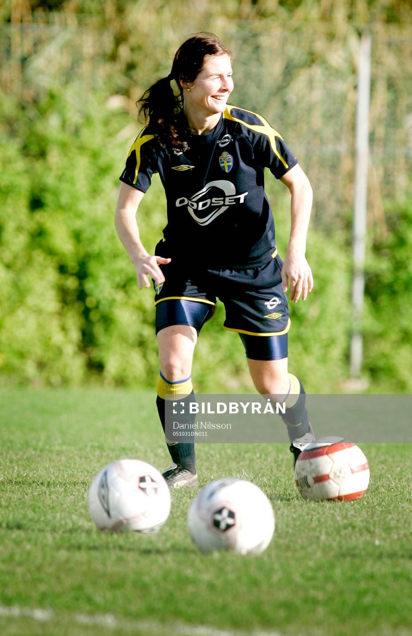 Malin Moström, Sverige