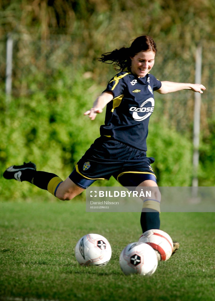 Malin Moström, Sverige