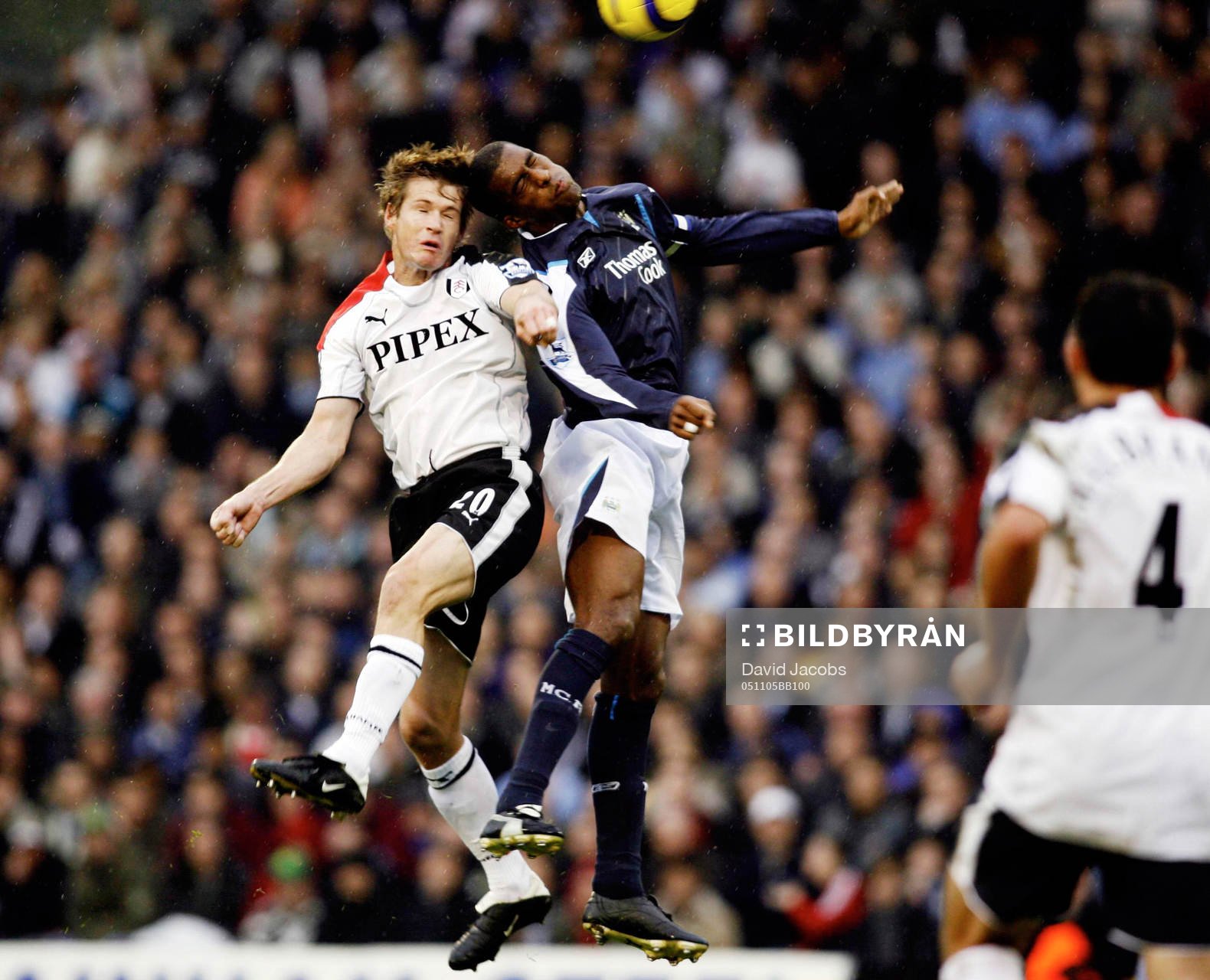 Brian McBride, Fulham och Sylvain Distin, Manchester City