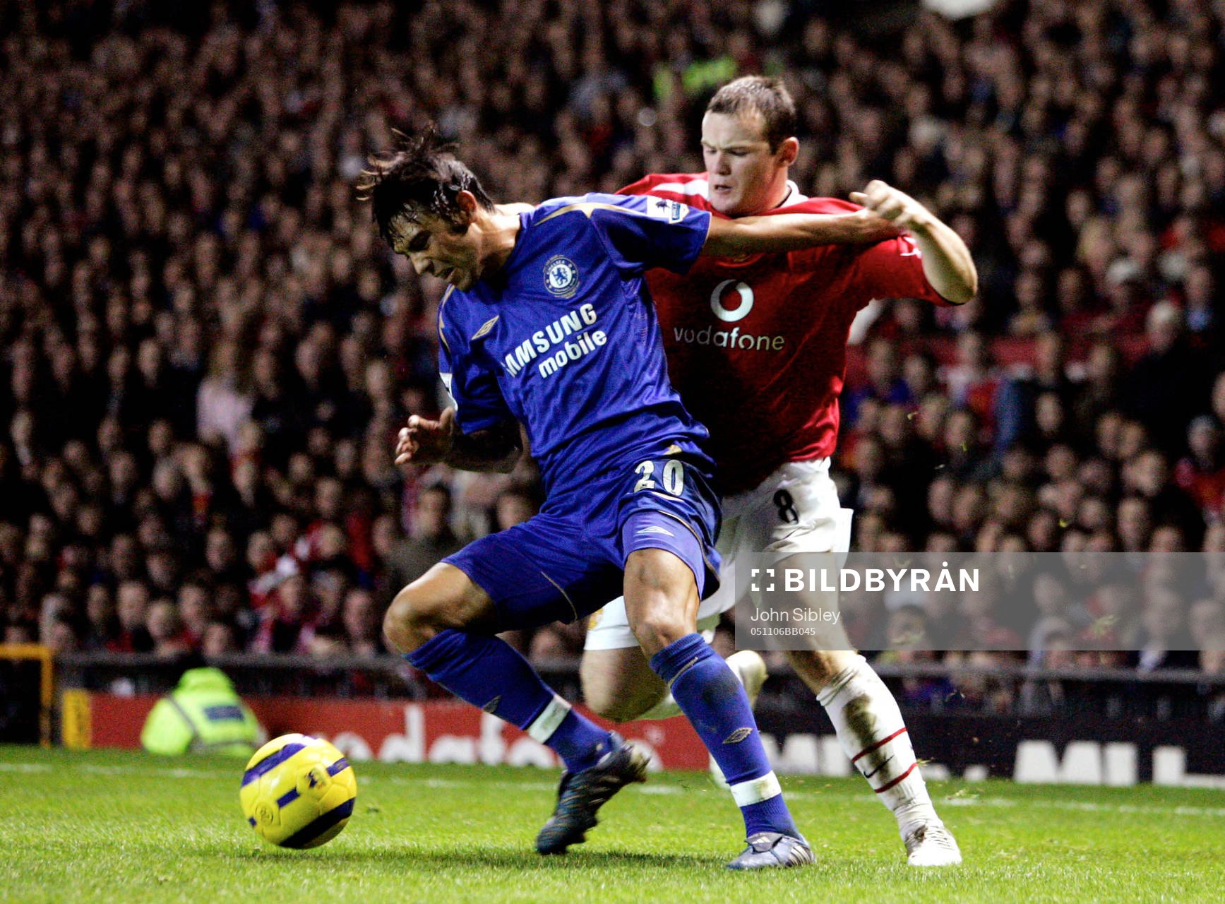  Paulo Ferreira, Chelsea och Wayne Rooney, Manchester United.