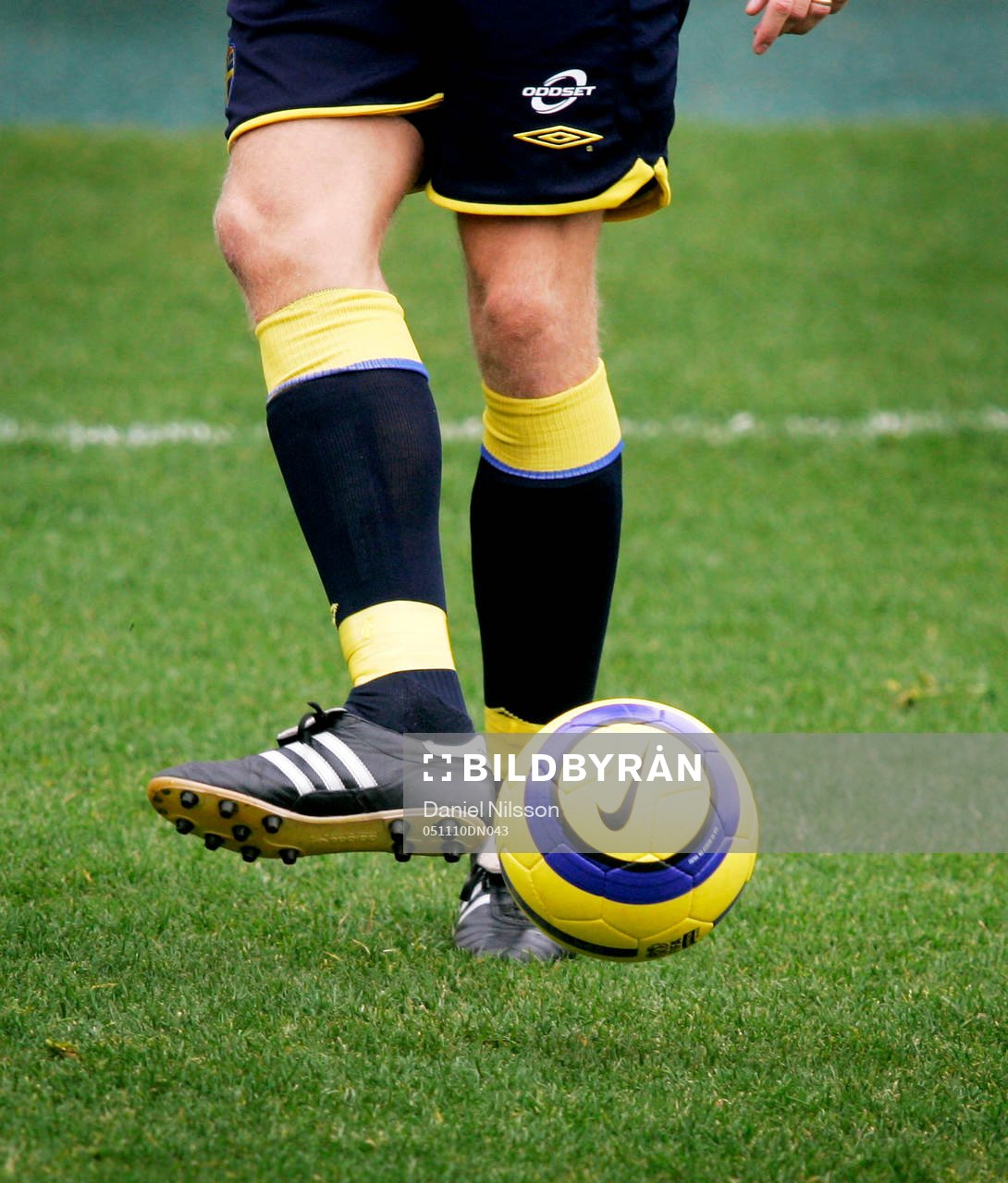 Fotboll, träning, Sverige, benskydd, skor, dobbar,