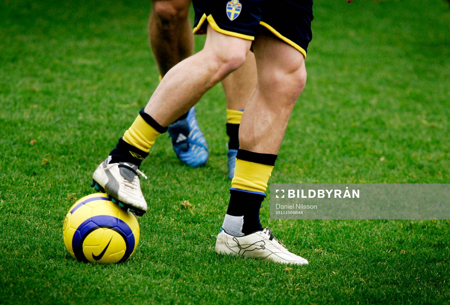 Fotboll,  träning, Sverige, benskydd, skor, dobbar,