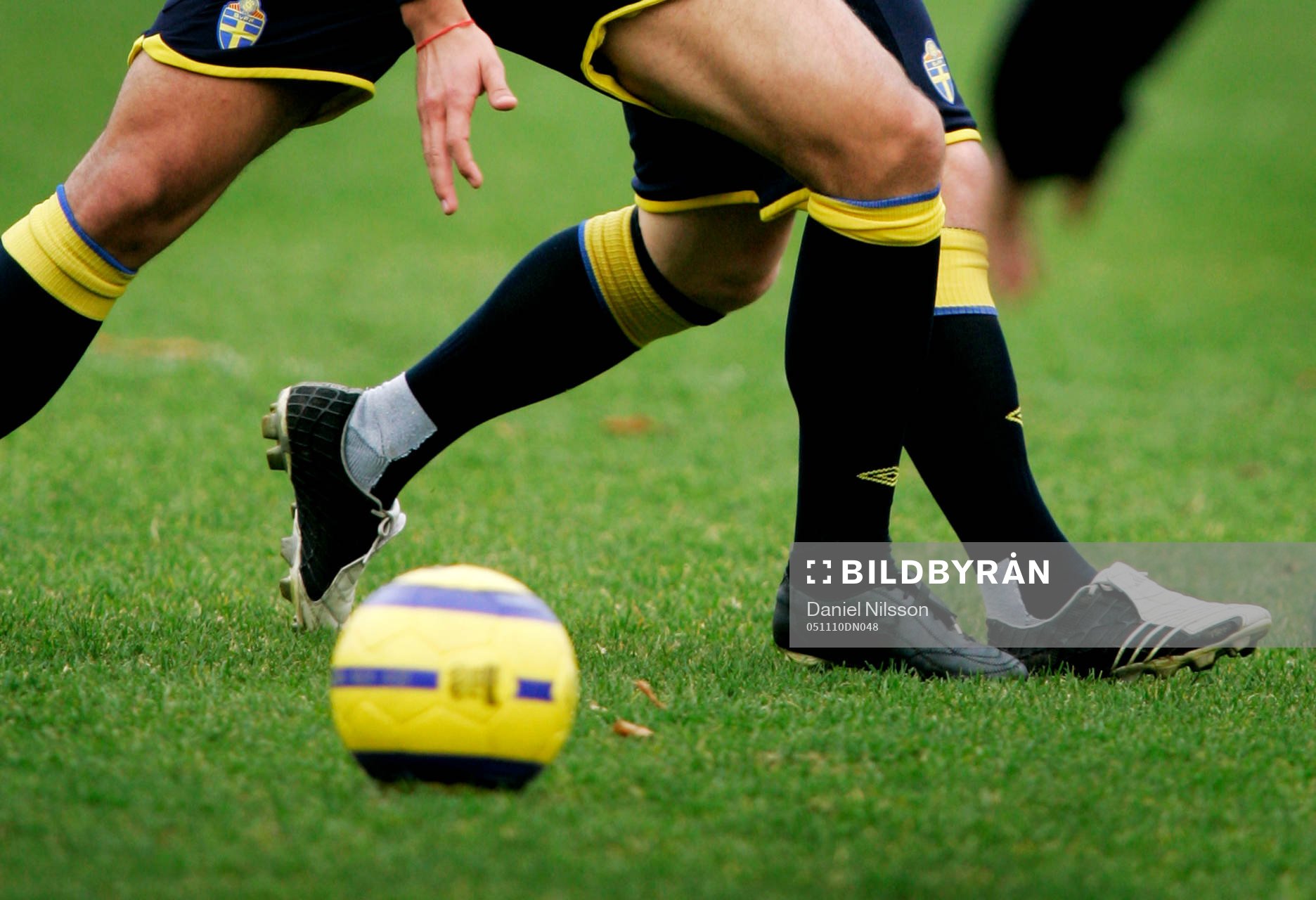 Fotboll, träning, Sverige, benskydd, skor, dobbar,