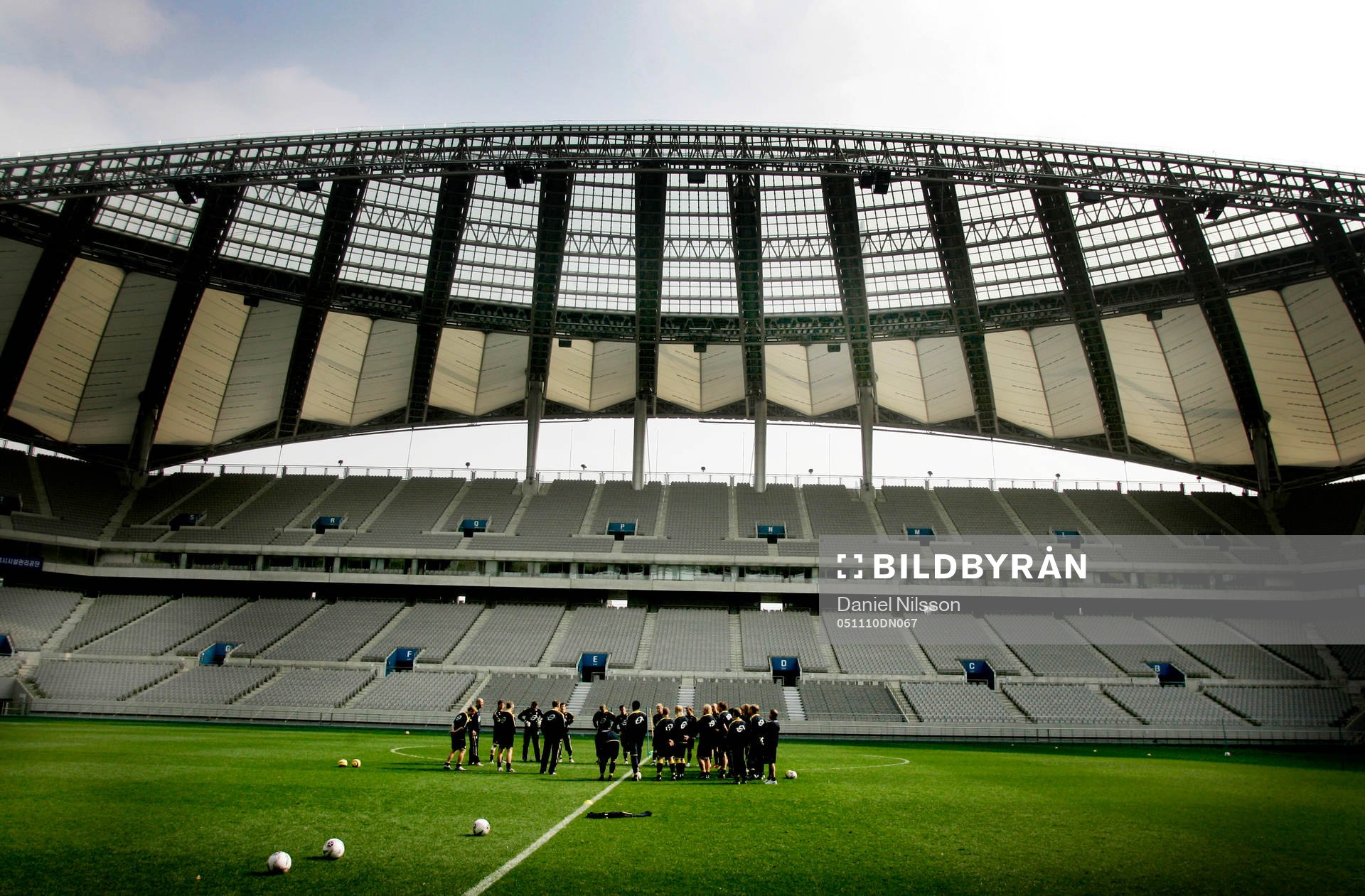 Sverige tränar på World Cup Stadium i Söul
