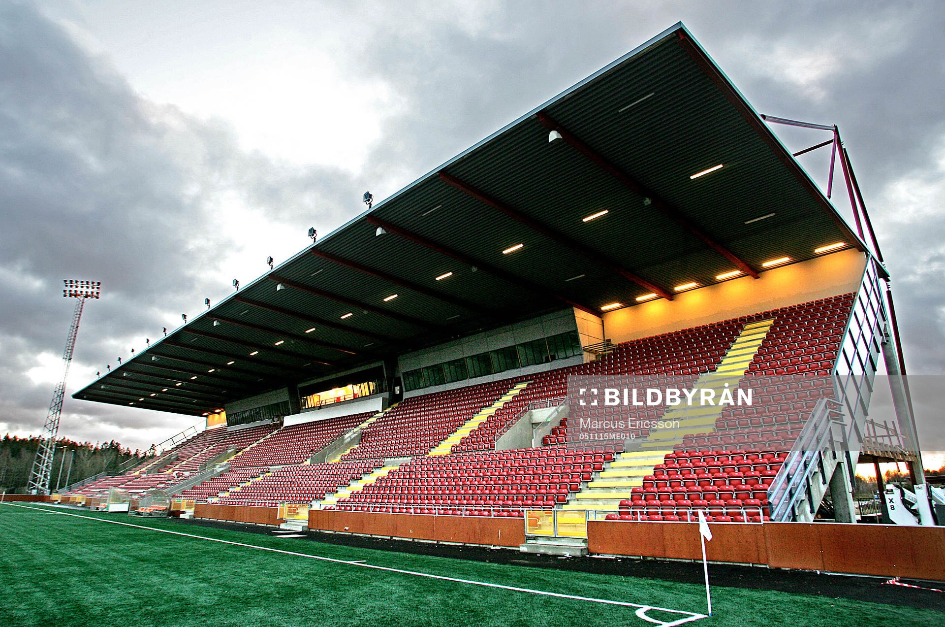 Södertälje Fotbollscenter. Läktare
