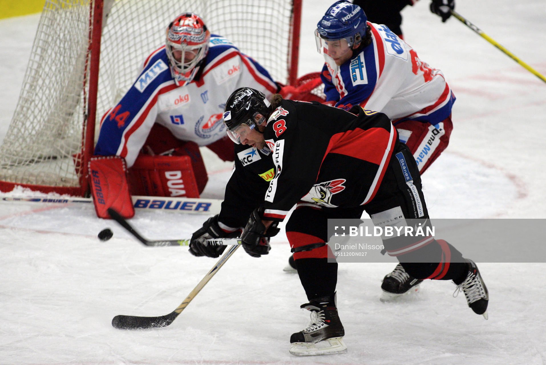 Kim Staal, Malmö, slänger upp en backhand som blir 2-0