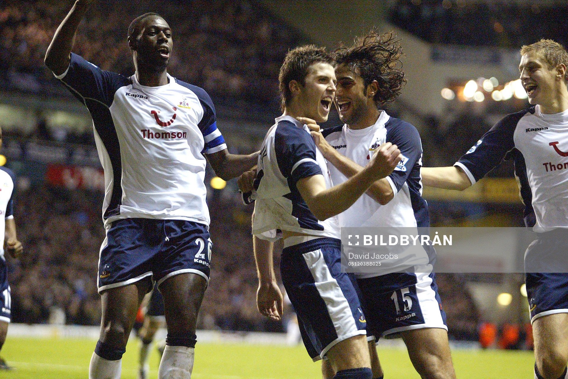  Michael Carrick, Tottenham, jubel efter tredje målet.