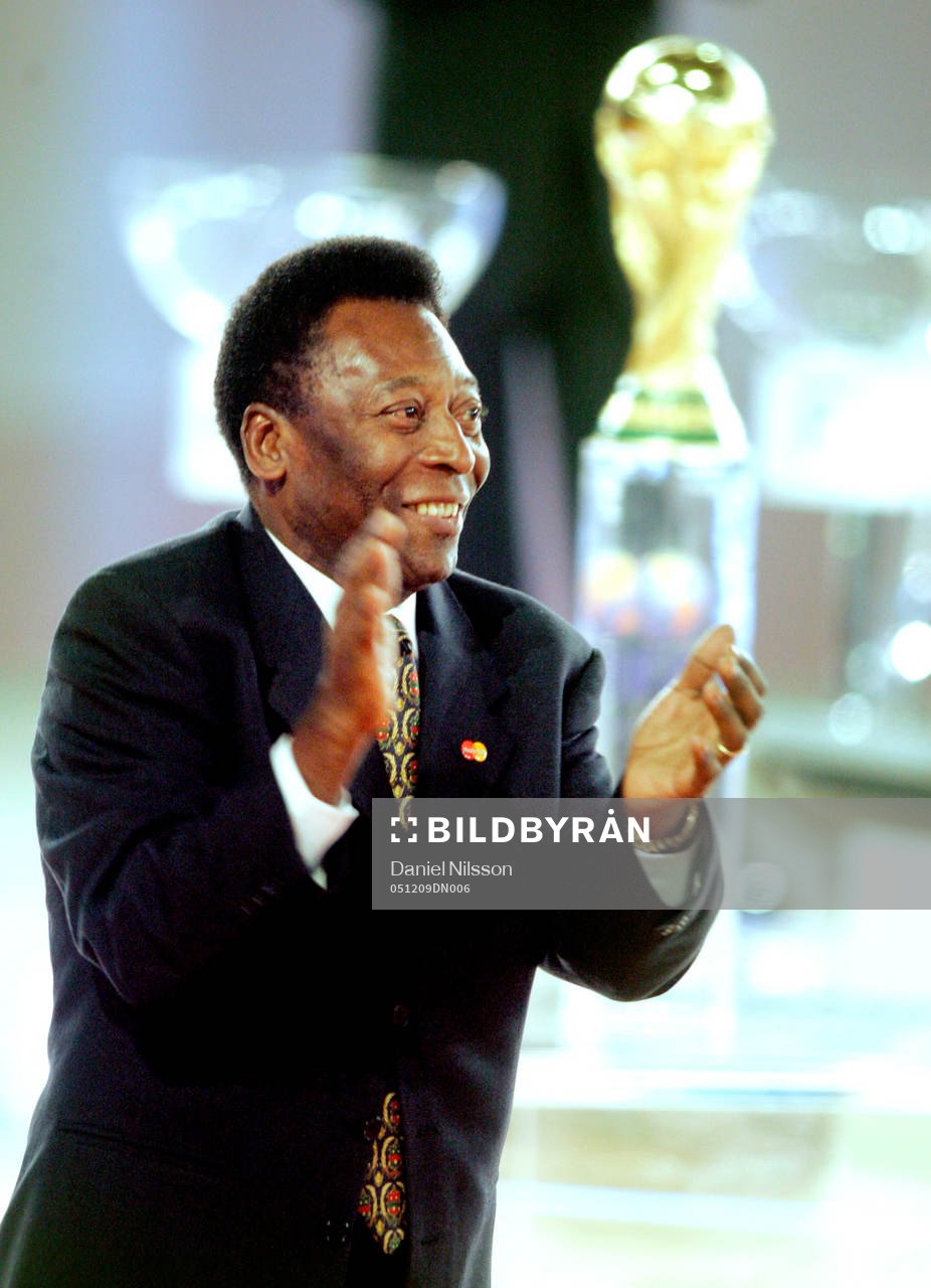 Pelé och VM-pokal. Pokal