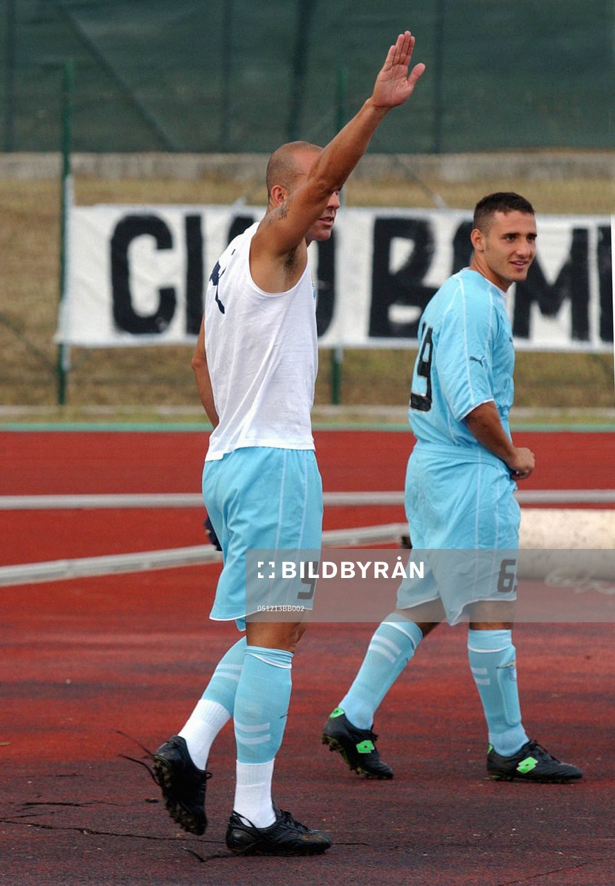 Di Cano, Lazio, facistisk (facism) hälsning