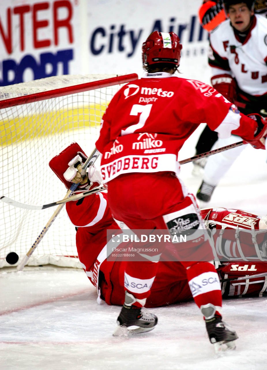 Martin Plüss, Frölunda gör 1-0