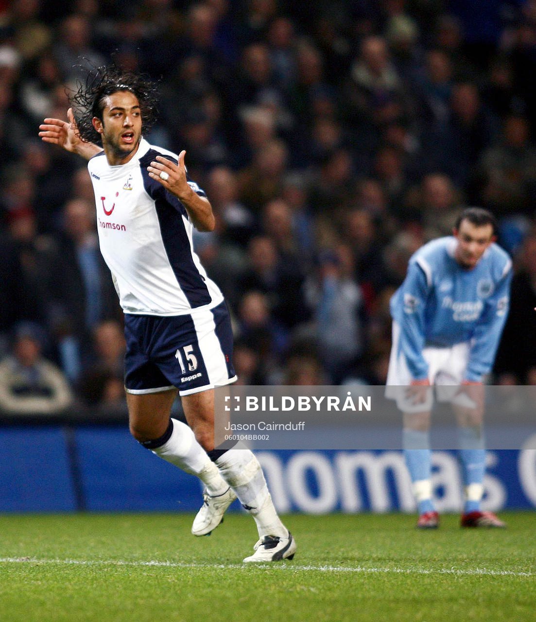  Mido, Tottenham, jubel efter första målet. 