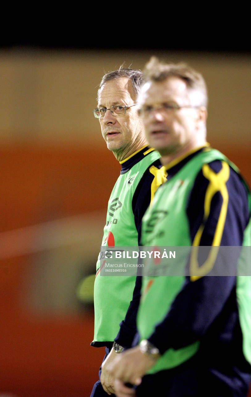 Lars Lagerbäck, förbundskapten med Roland Andersson i