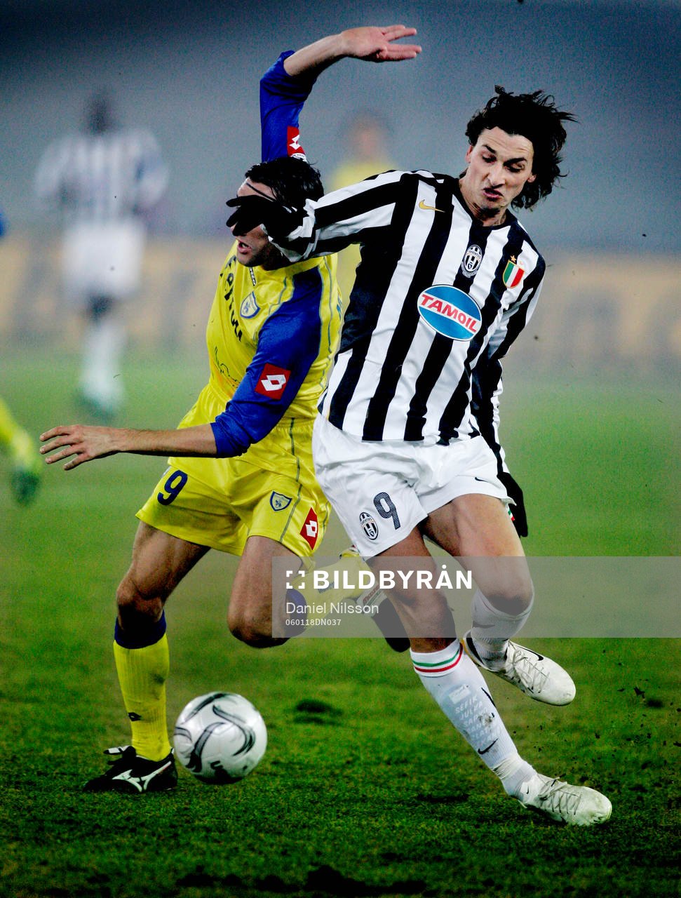  Zlatan Ibrahimovic, Juventus och Mandelli, Chievo.