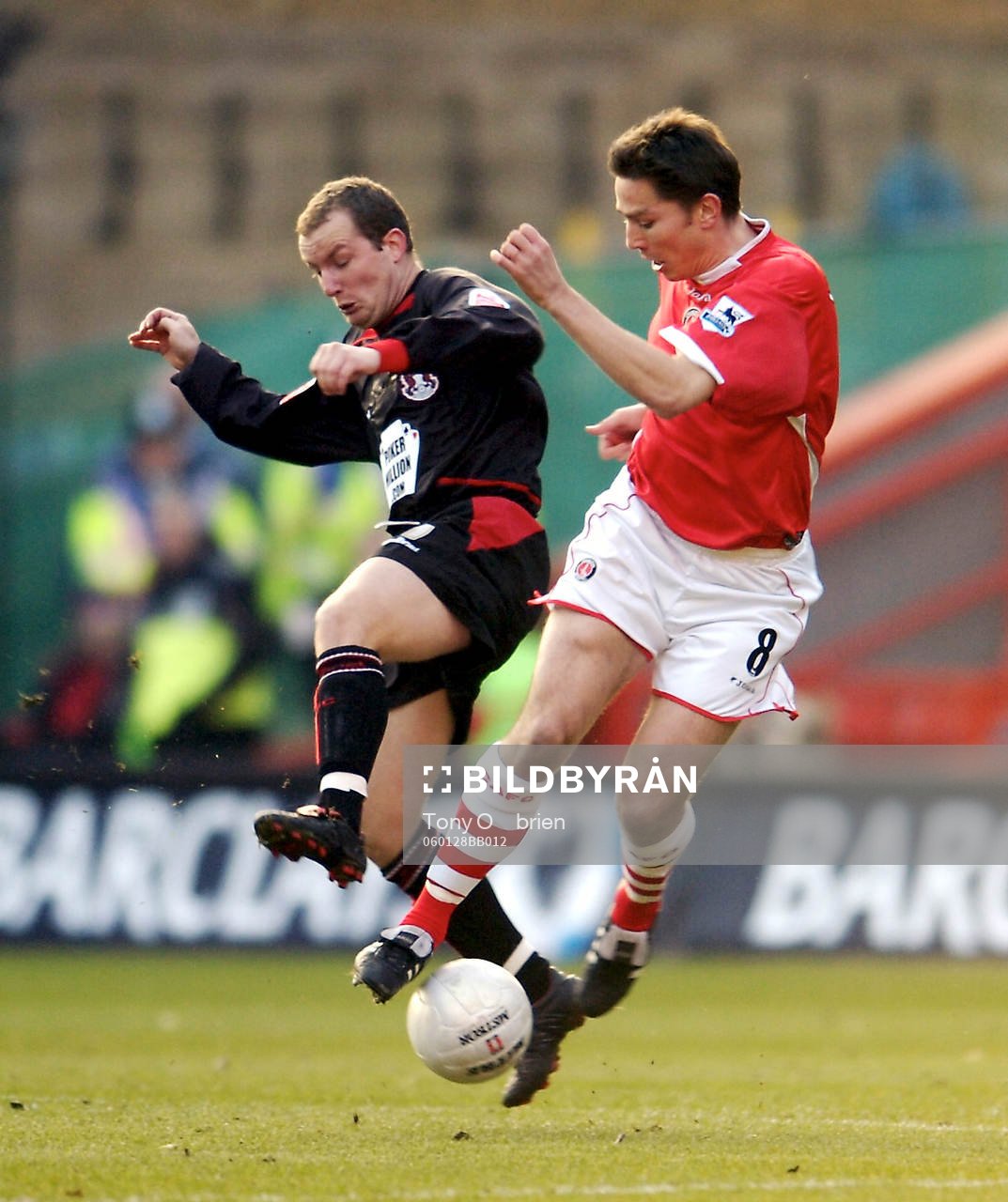   Matt Holland, Charlton och Joe Keith, Leyton.