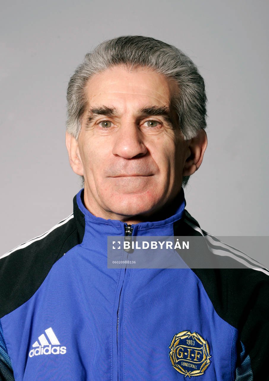  Vartan Baghomian, materialförvaltare.
