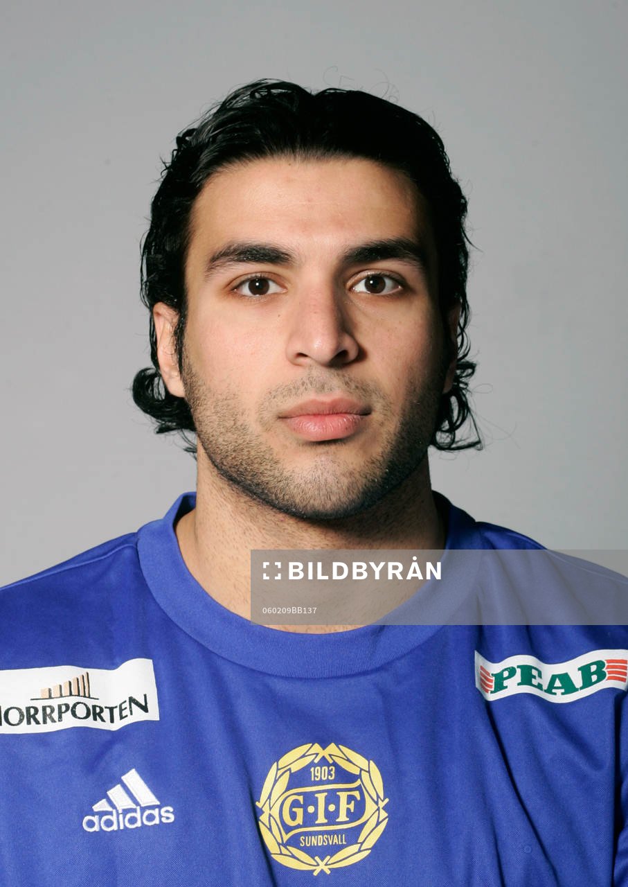 Arash Bayat