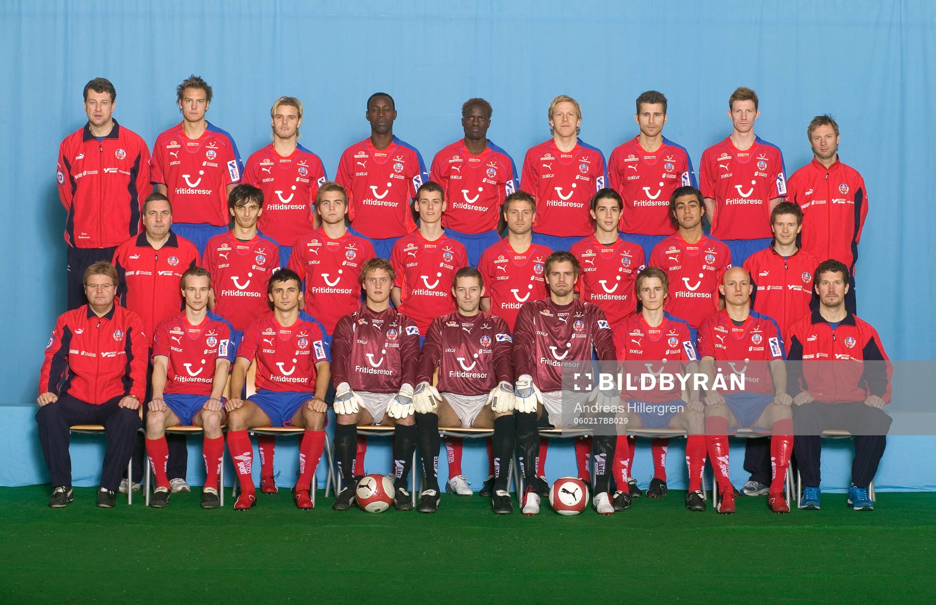  Bakre raden från vänster: Sven Andersson (målvaktstränare), Andreas Granqvist, Andreas Dahl, Olivier Karekezi, McDonald Mariga, Gustaf Andersson, Andreas Jakobsson, Fredrik Björck, Peter Gerhardsson (assisterande tränare).