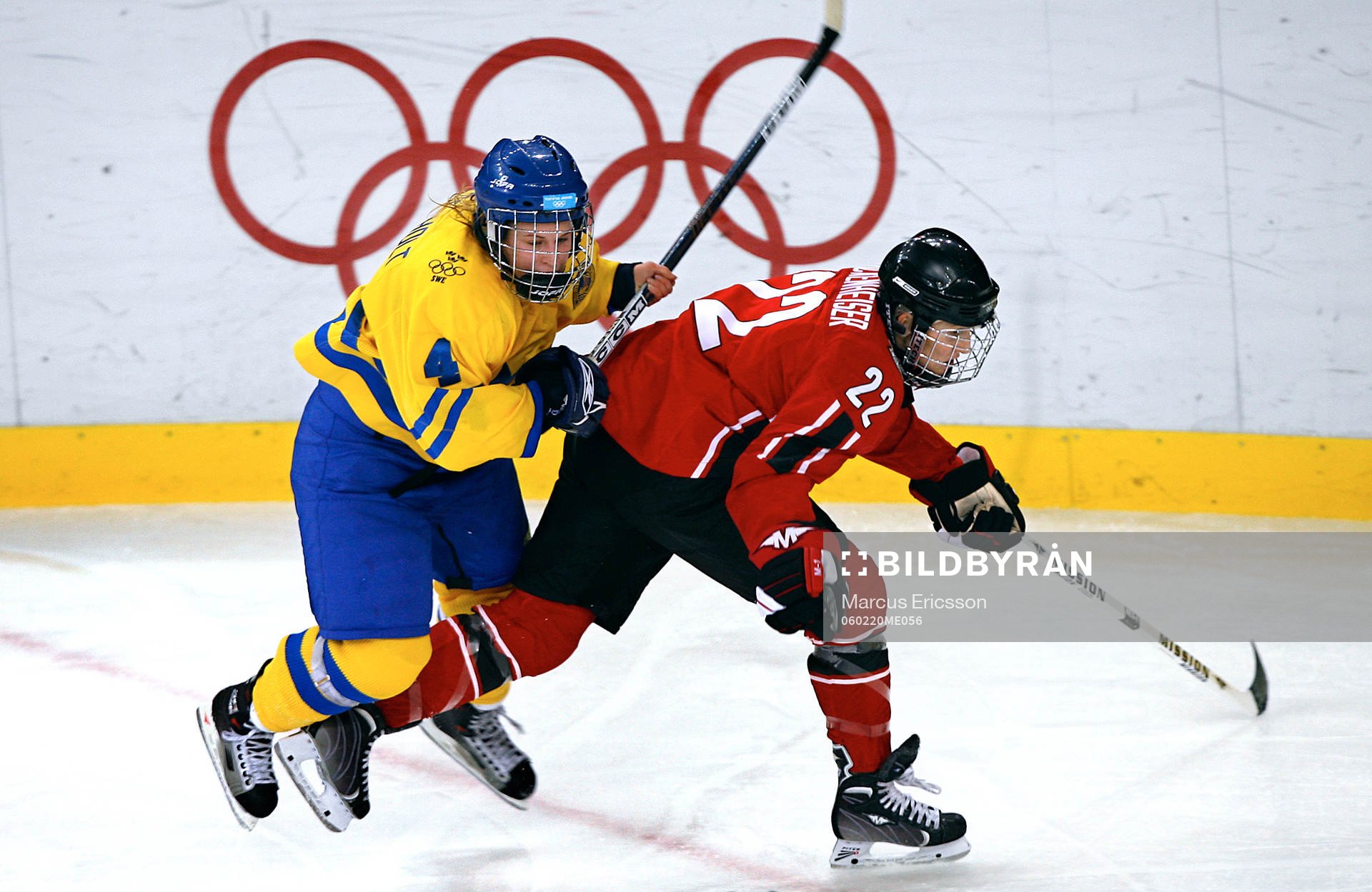 Jenni Asserholt, Sverige och Hayley Wickenheiser, Kanada