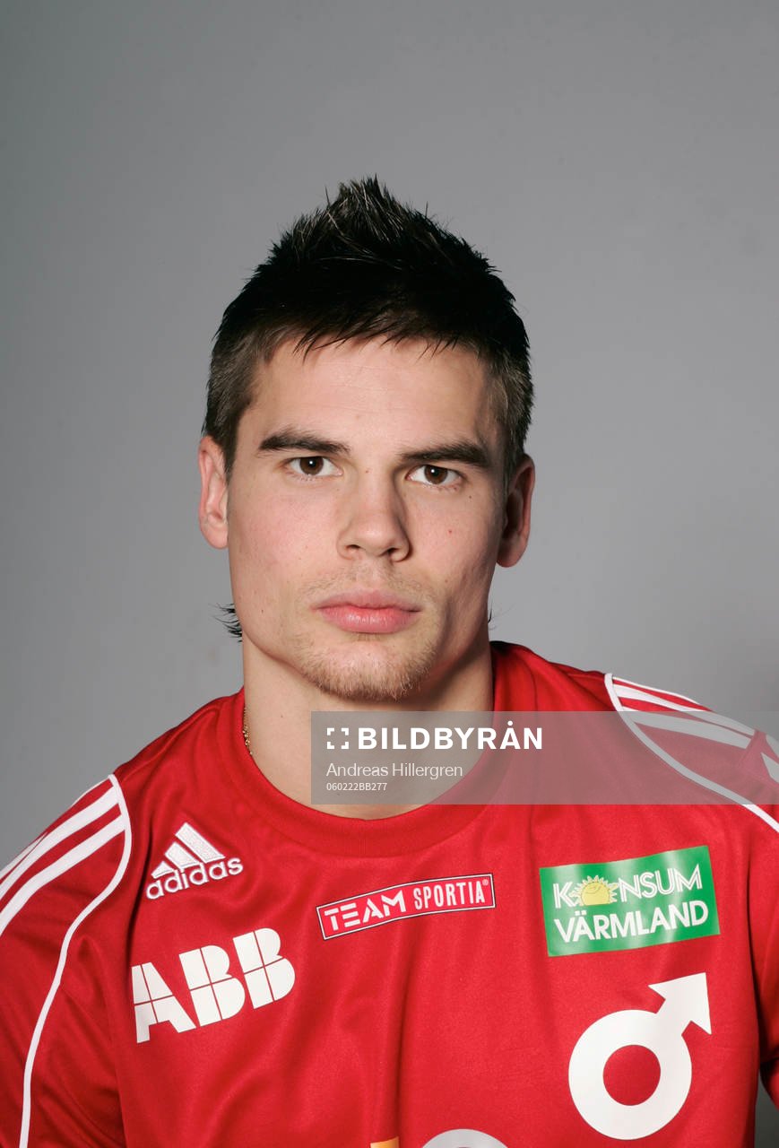 Tobias Larsson