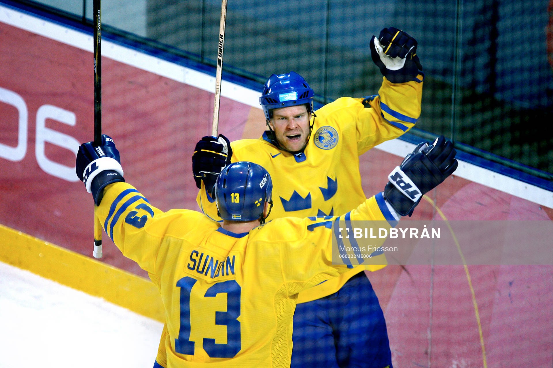 Fredik Modin och Mats Sundin jublar