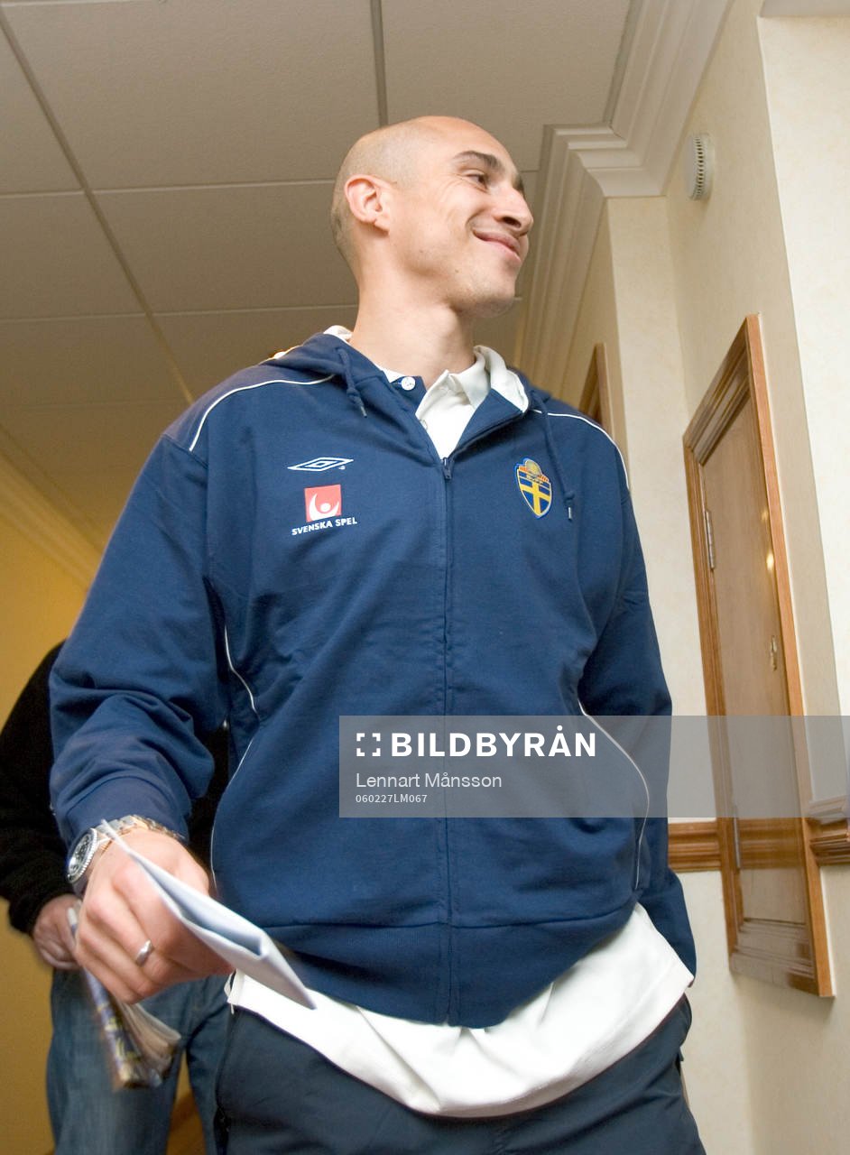 Fotboll,  Sverige, förhands. Henrik Larsson