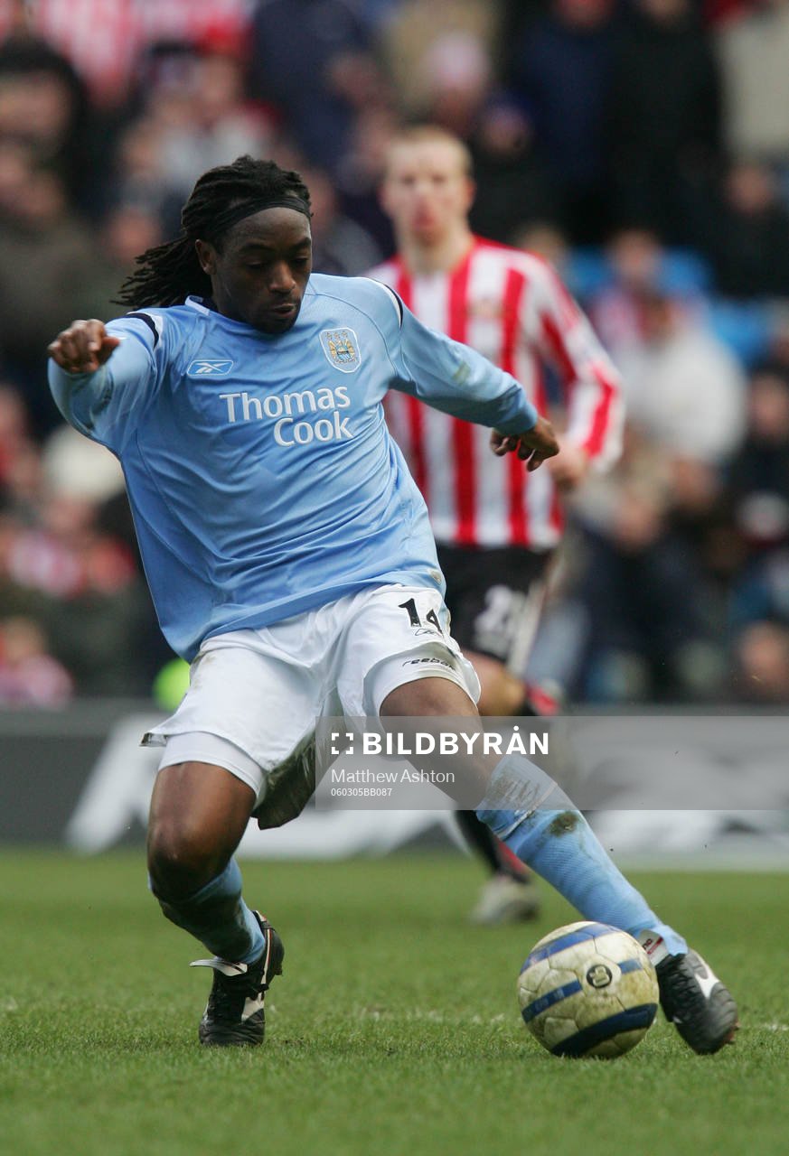 Fotboll, Premier League (Engelsk liga), Kiki Musampa -