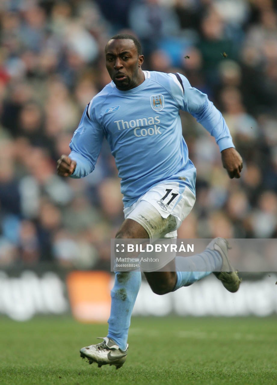 Fotboll, Premier League (Engelsk liga), Darius Vassell -