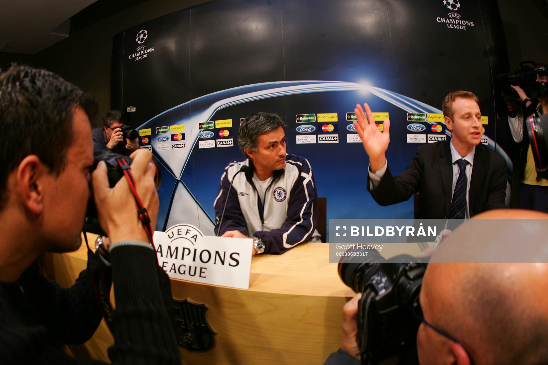 Jose Mourinho, Manager Chelsea och Simon Greenberg,