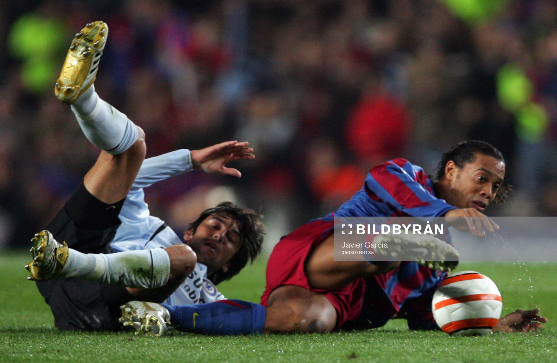 Paulo Ferreira, Chelsea och Ronaldinho, Barcelona