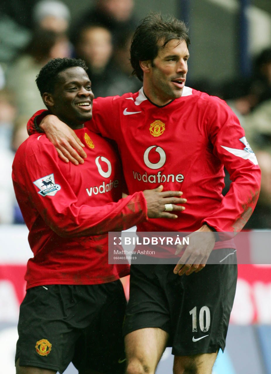  Ruud Van Nistelrooy och Louis Saha, Manchester (Jubel)