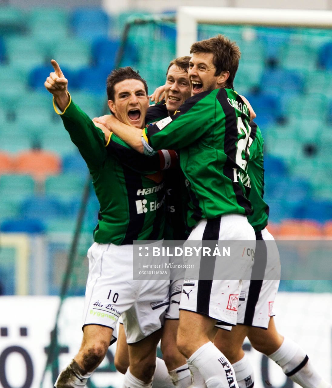 1-0 James Keene, som grattas. Jubel, glädje