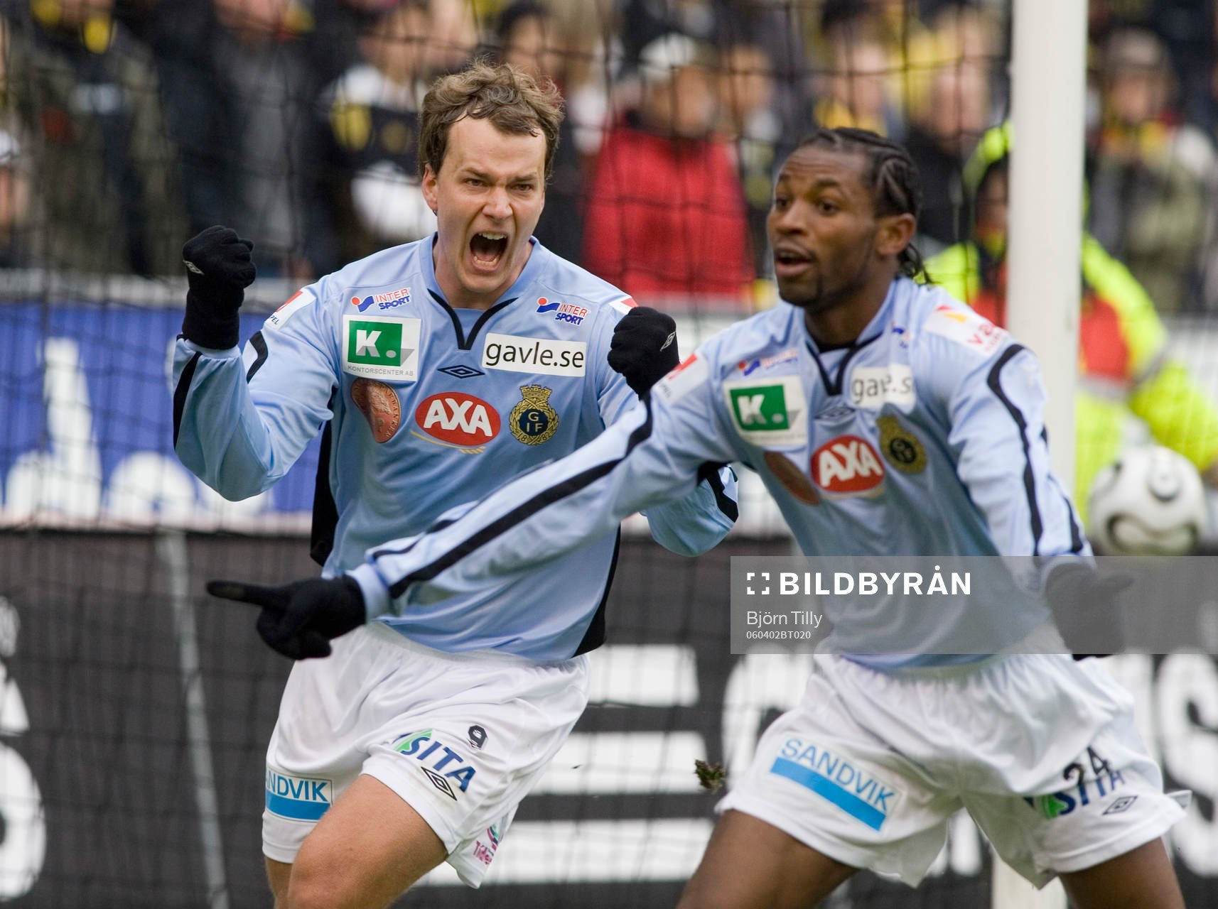 Daniel Ytterbom och Rene Mzola Makondele, Gefle 0-1 (Jubel)