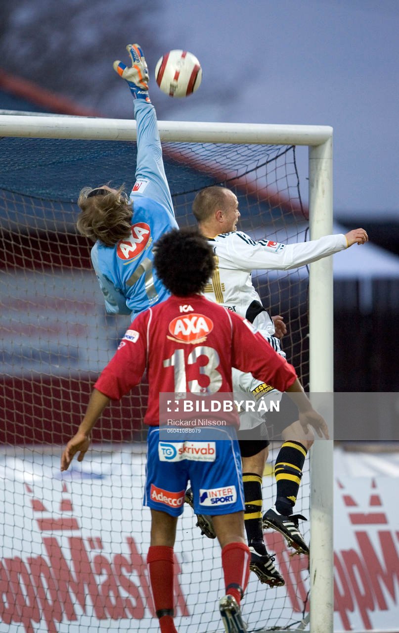 Nicklas Carlsson, AIK och Björn Stringheim, målvakt,