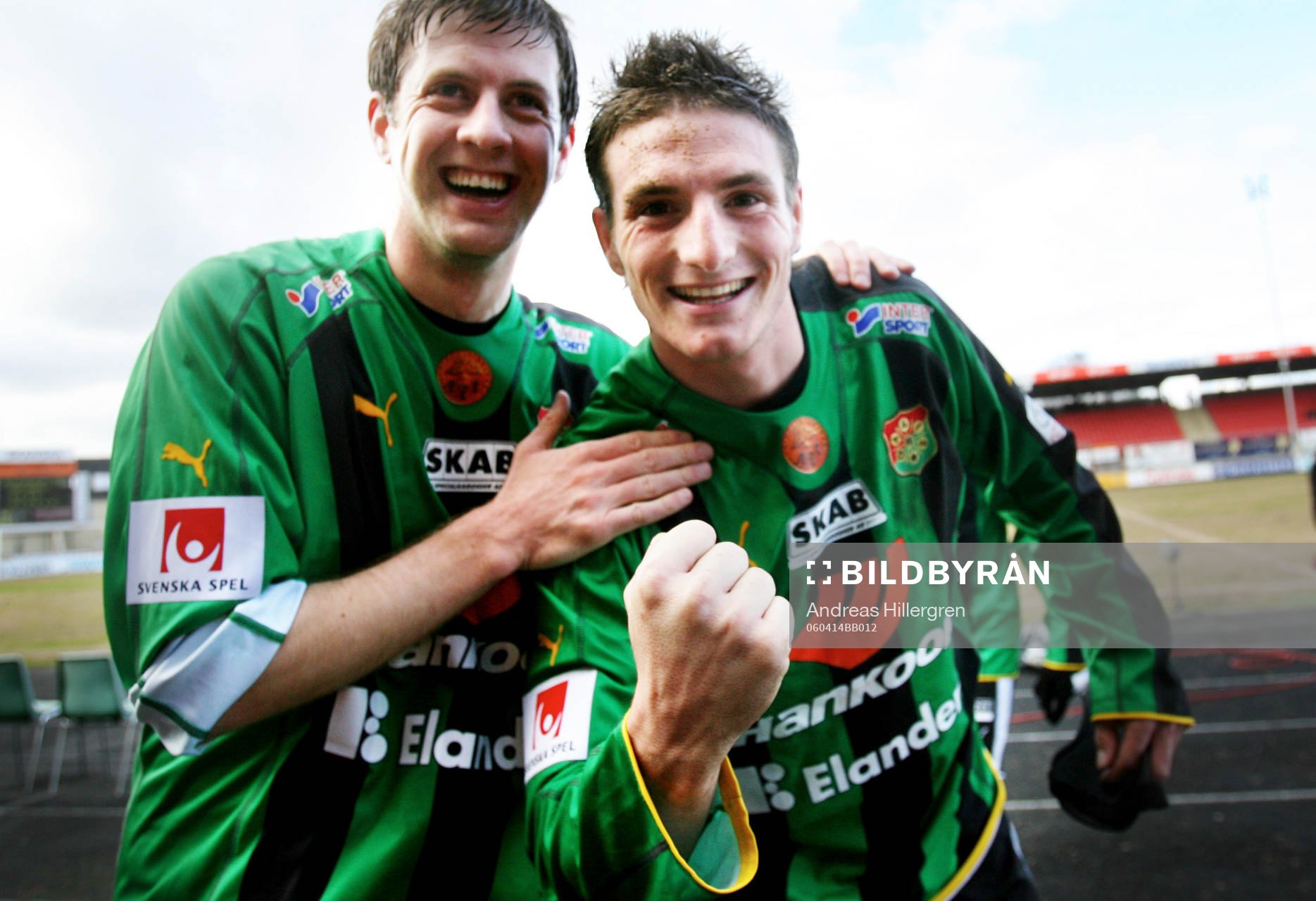 Gais målskytt, James Keene med Jóhann Birki Gudmundsson
