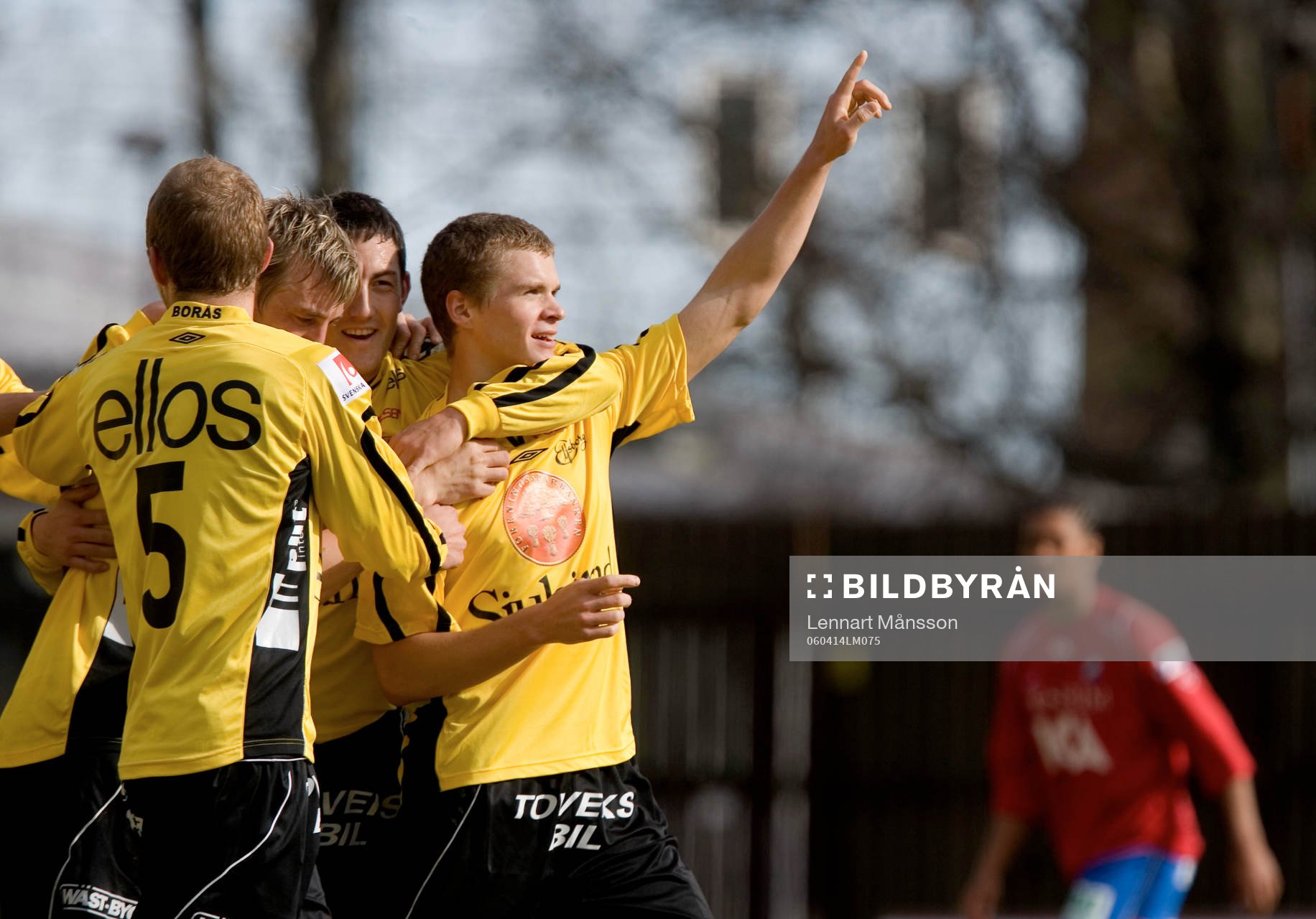 Samuel Holmén, jubel, Mathias Svensson och Stefan Ishizaki