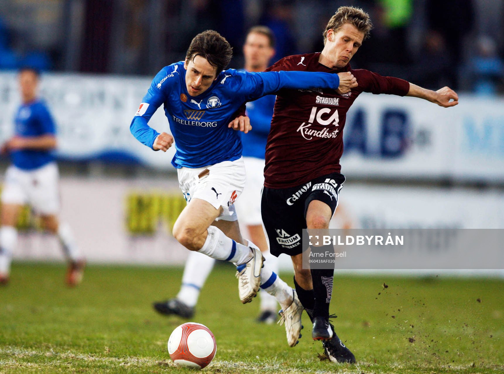 Jimmie Augustsson tränger sig fram