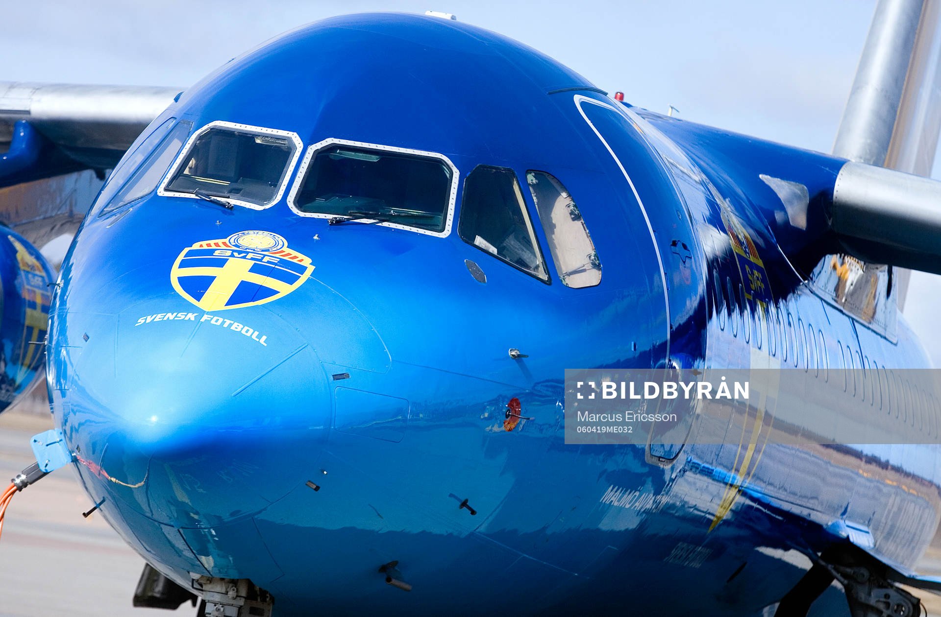 Svenska Fotbollförbundets Flygplan som landslaget kommer