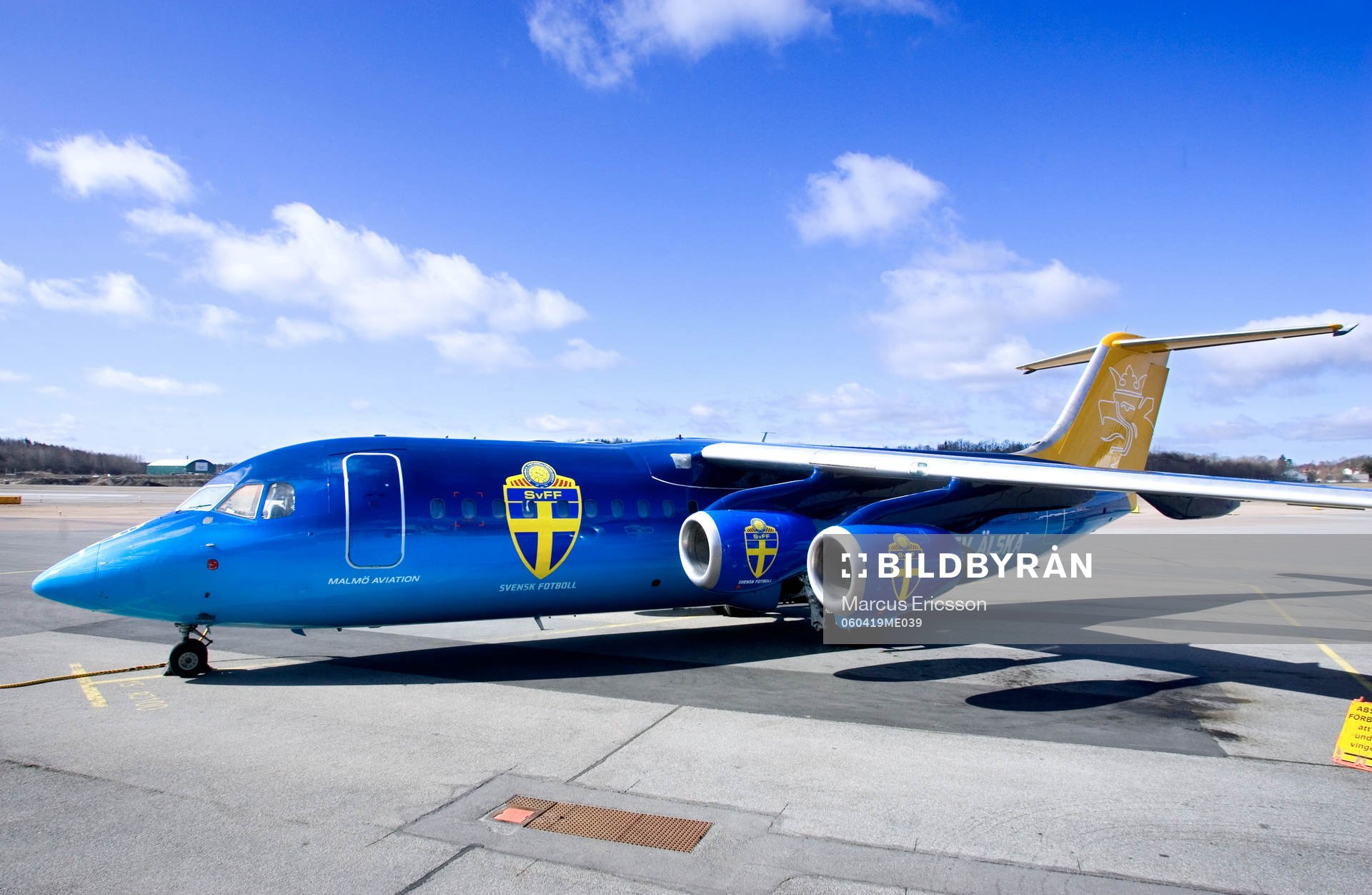 Svenska Fotbollförbundets Flygplan som landslaget kommer