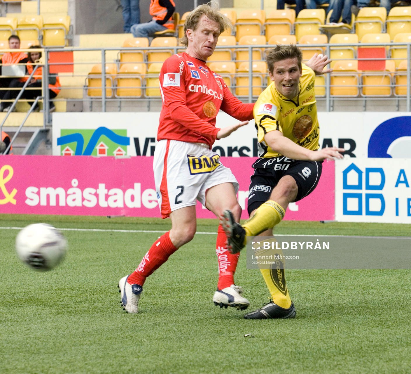  Niklas Kaldner, Kalmar, Anders Svensson, Elfsborg. Skott. Närkamp.