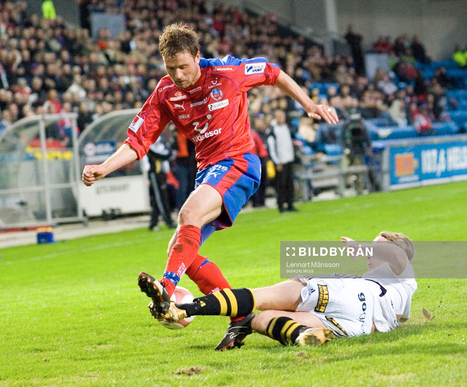 Markus Karlsson, AIK gör en perfekt brytning på Erik