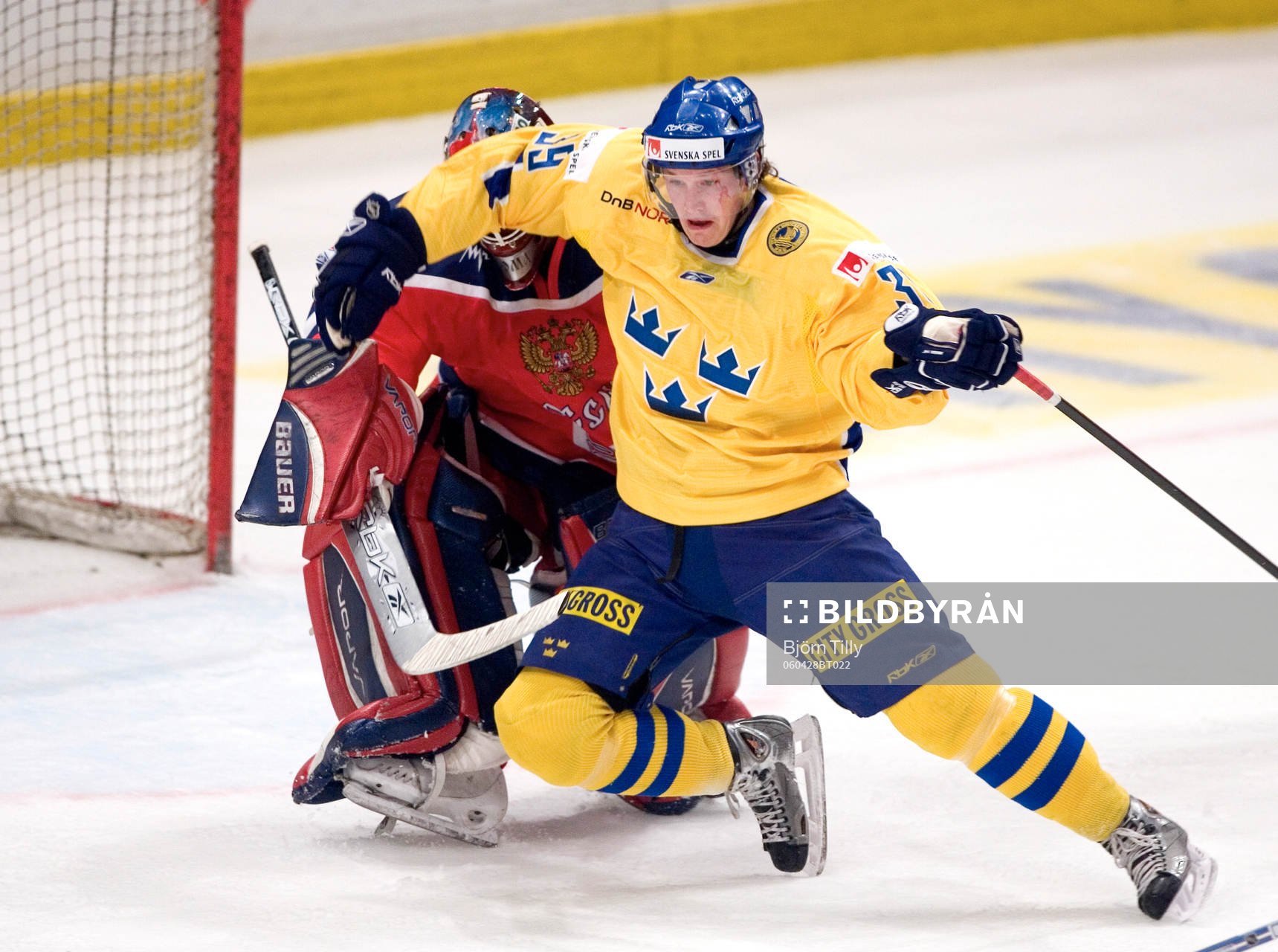 Fredrik Warg, Sverige