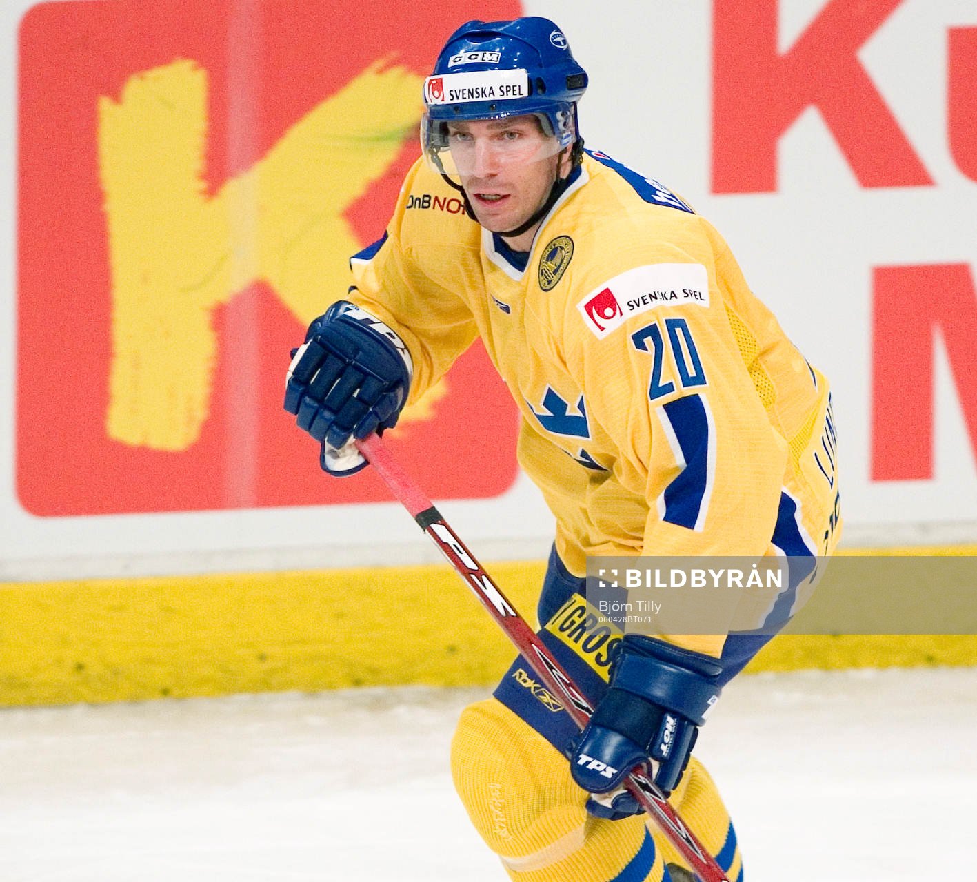 Joel Lundqvist, Sverige